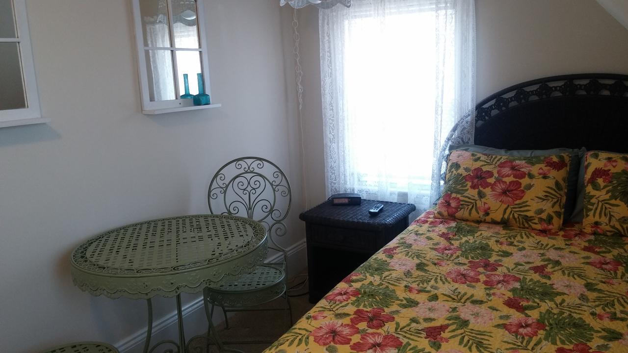 Bed & Breakfast The Island Guest House Bed And Breakfast 3*