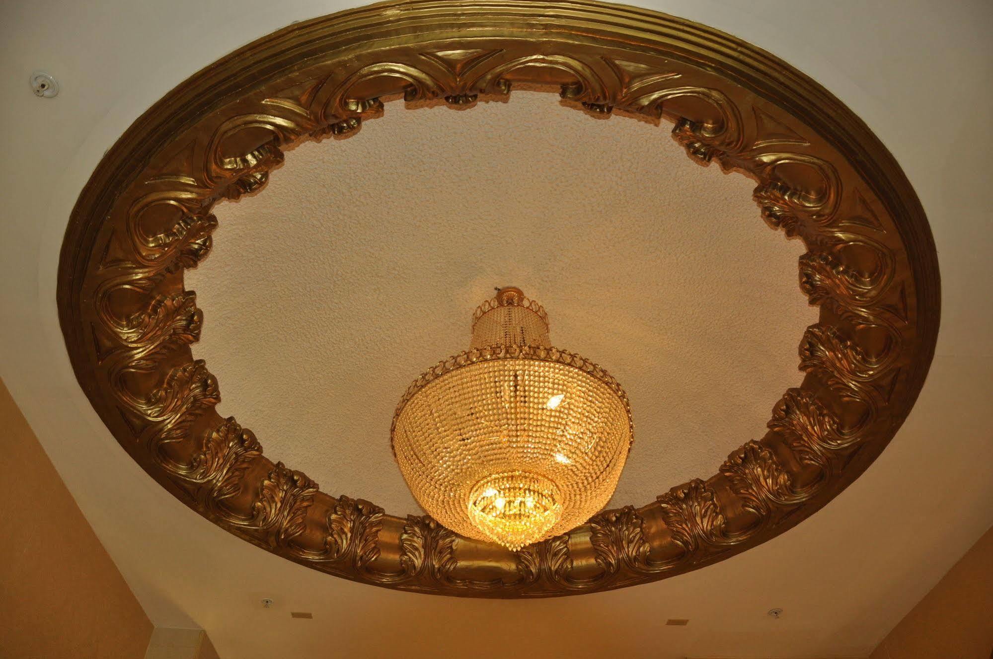 Raritan Hotel Edison