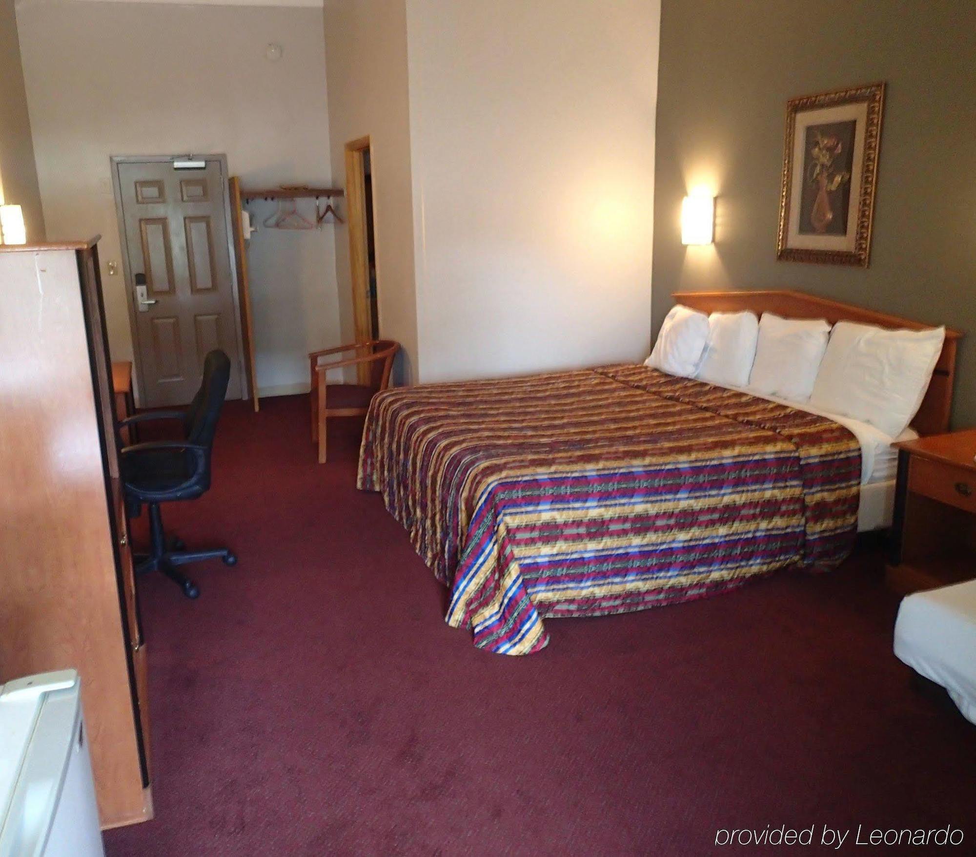 Crystal - Motel 2*