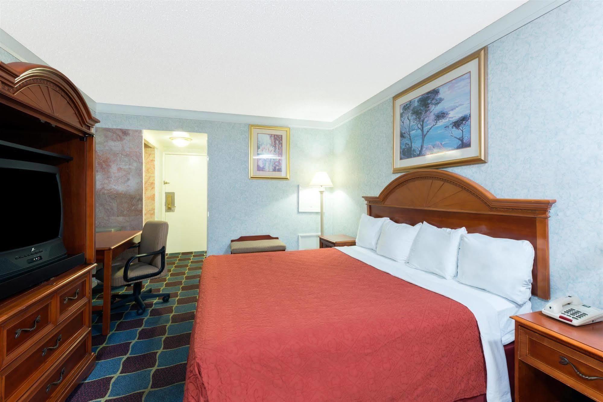 Hotel Knights Atlantic