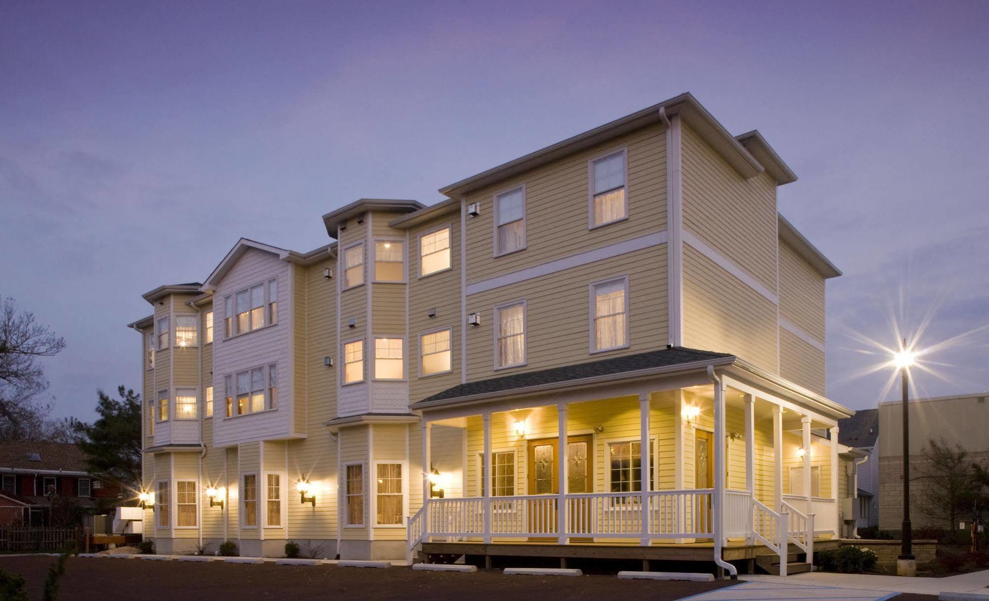 Wilbraham Mansion 4*