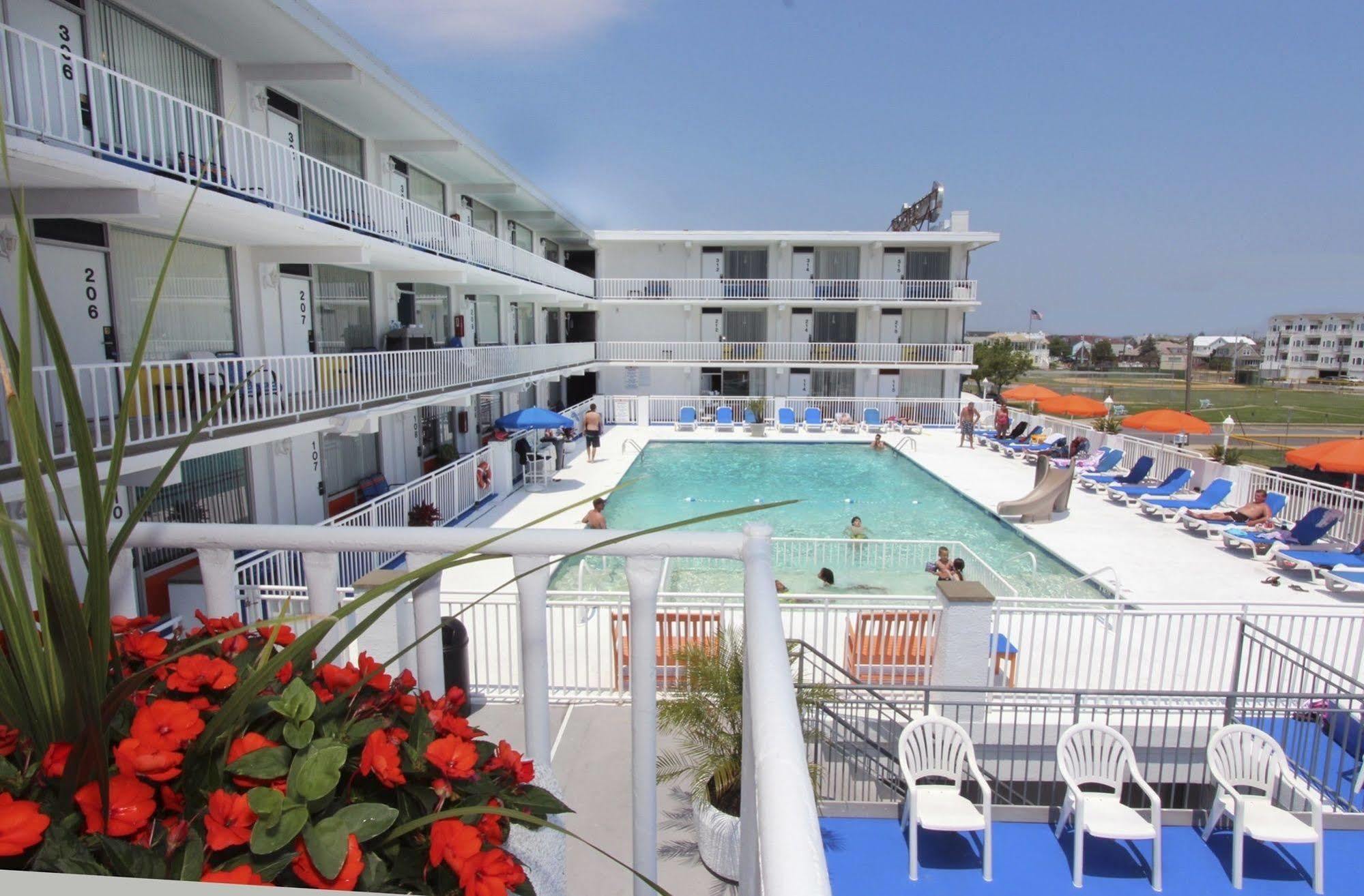 Crusader Oceanfront Motel Wildwood Crest