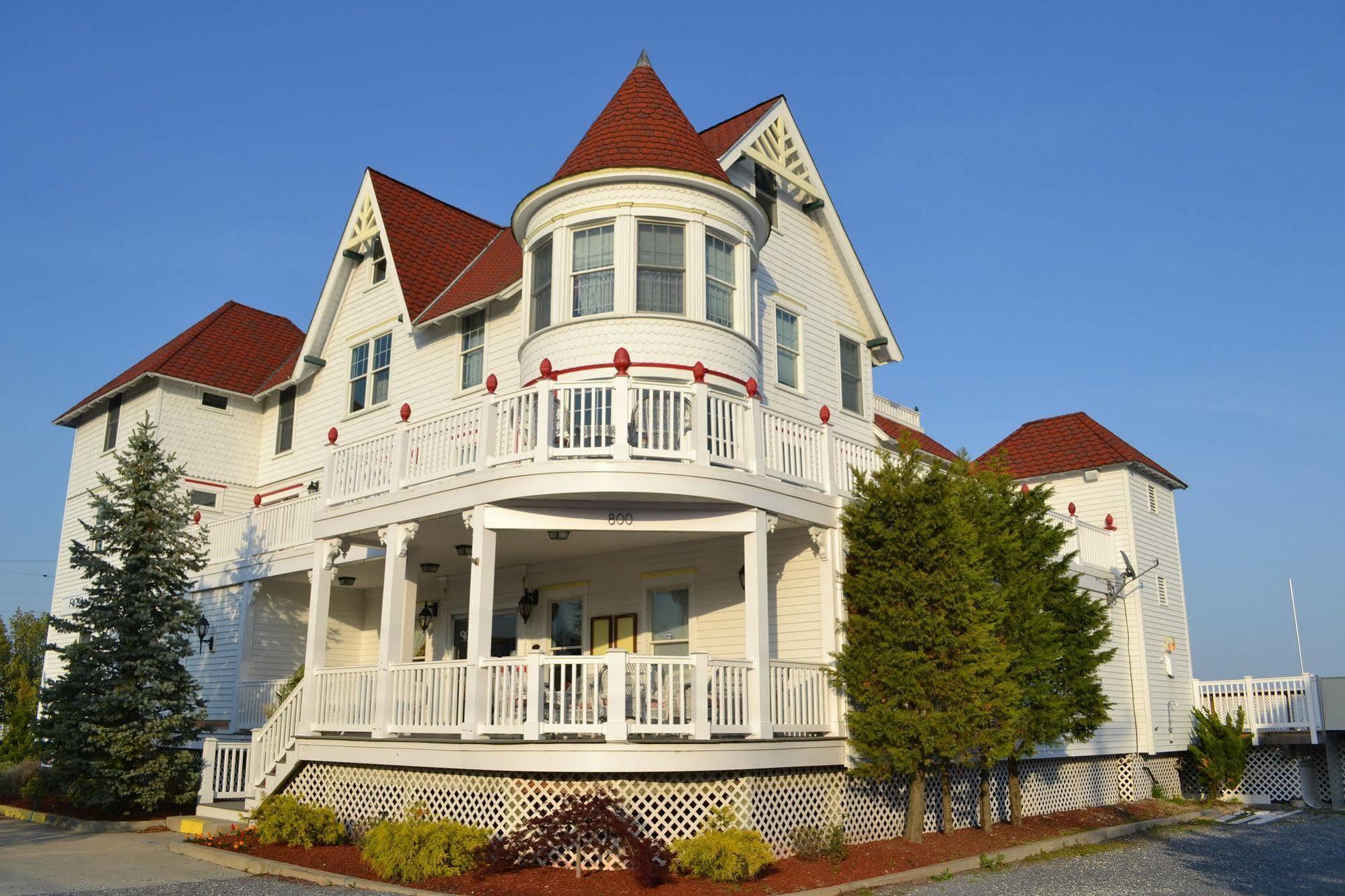 Hotel Tavern On The Bay - Frank Sinatra