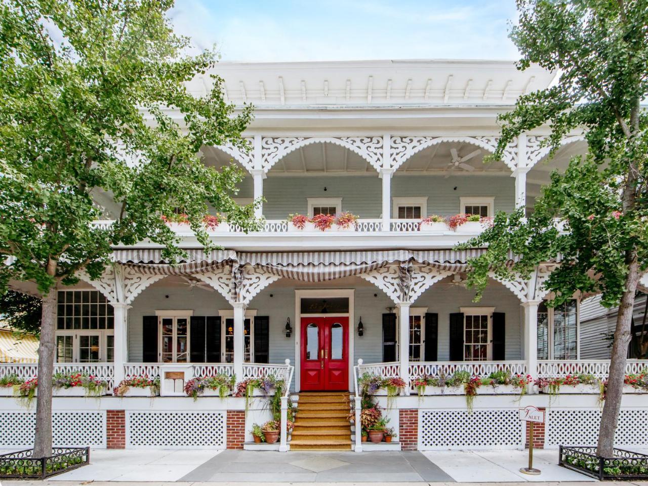 The Virginia And Hotel