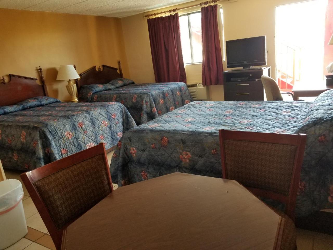 Cloud 9 Hotel