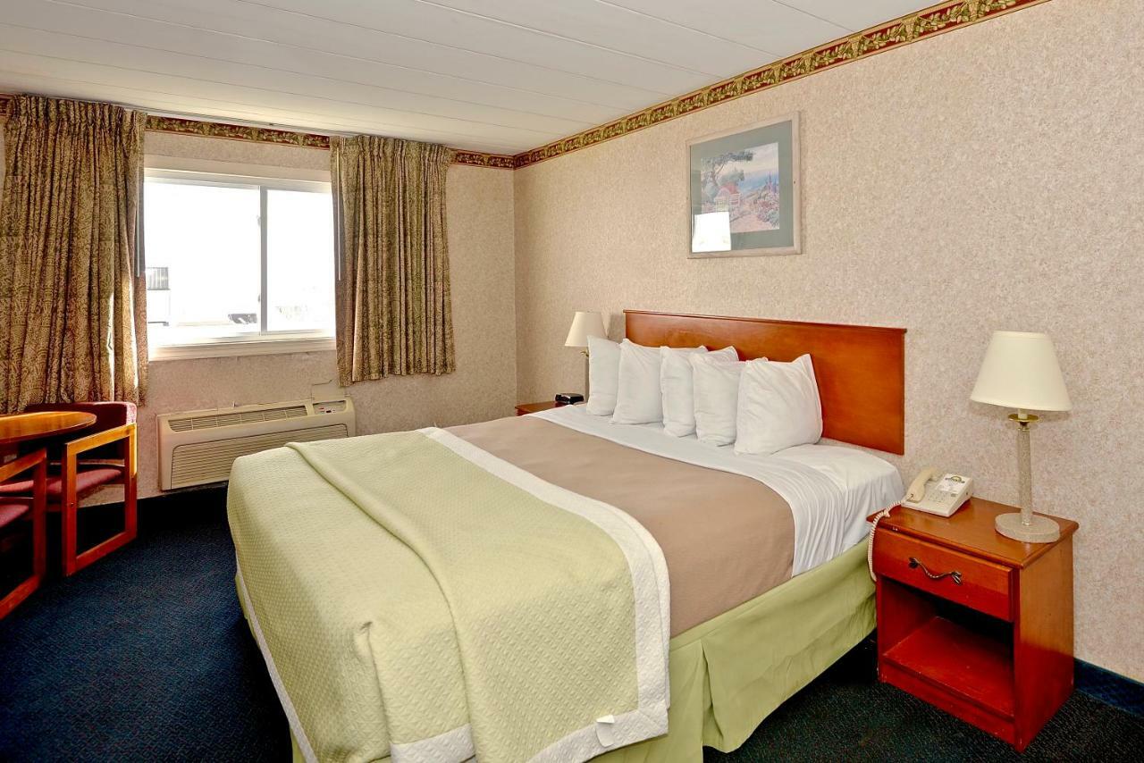 Motel Days By Wyndham Atlantic Beachblock