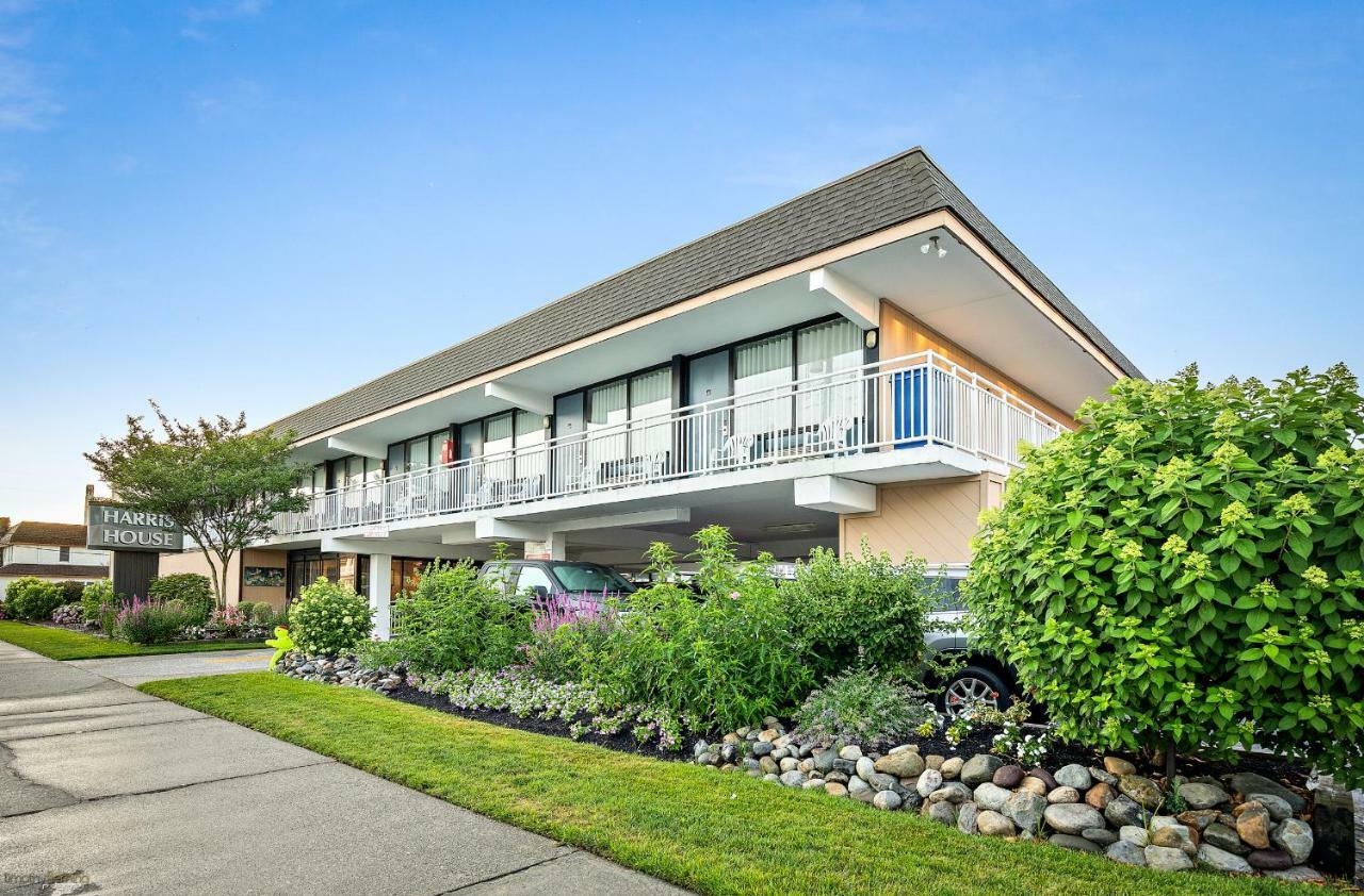 Harris House By The 2*