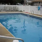Pelican Point Motel