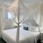 Hotel Macomber