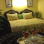 The Island Guest House Bed And Breakfast