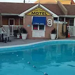 Coral Sands Motel