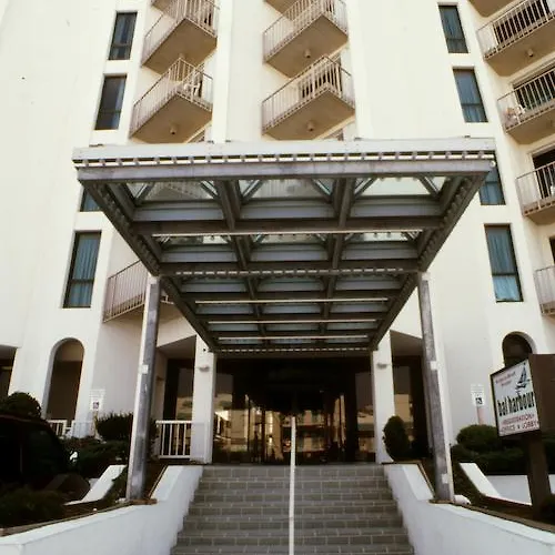 Bal Harbour Hotels