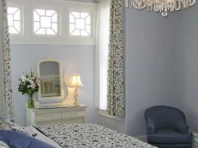 Williams Cottage Inn