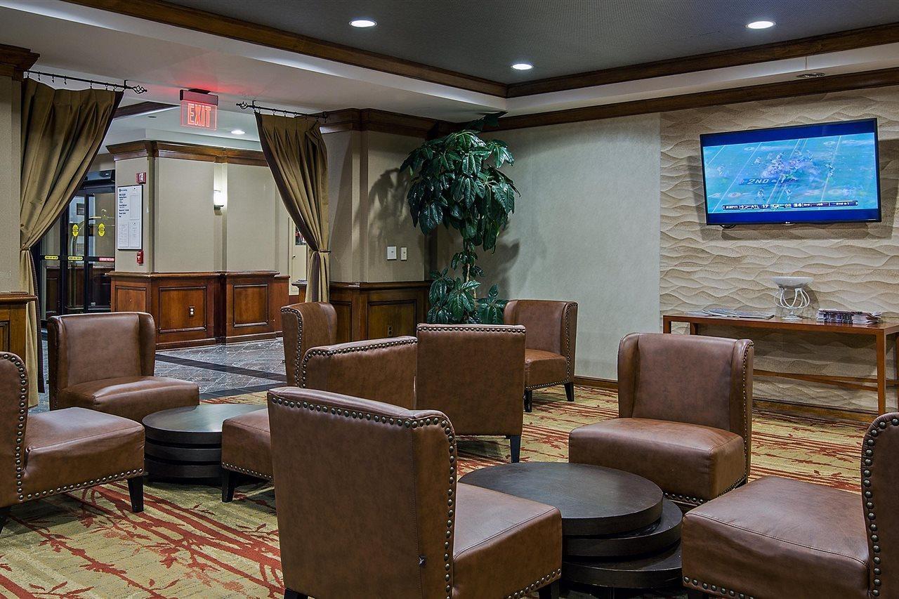 Crowne Plaza Newark Airport By Ihg Hotel