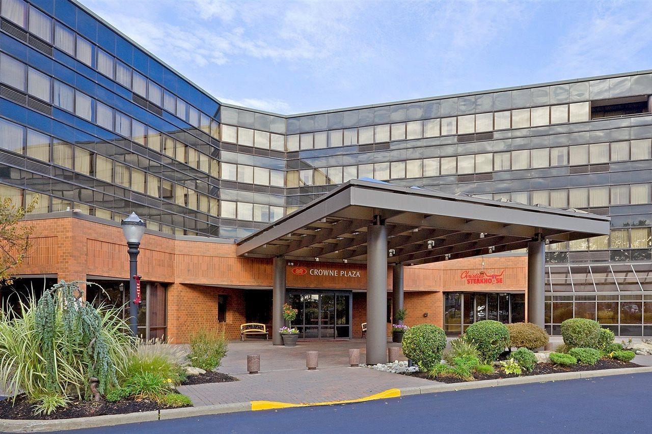 Crowne Plaza By Ihg 4*