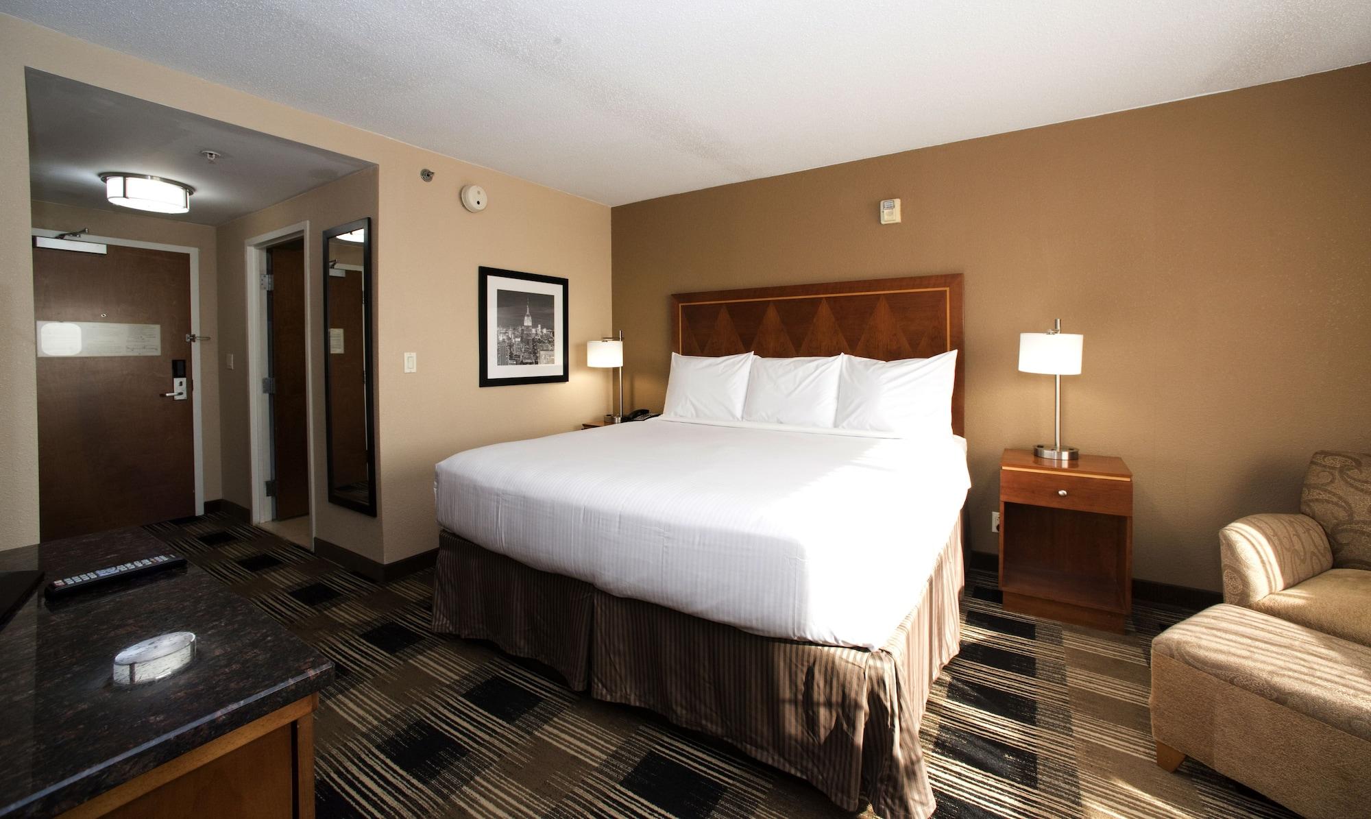 Executive Carteret