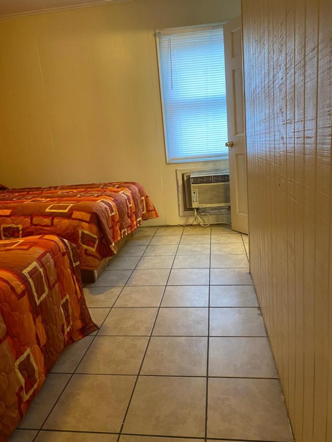 Offshore Motel 2*