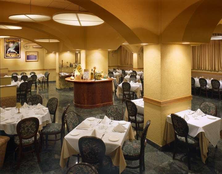 Meadowlands Plaza Hotel 3*
