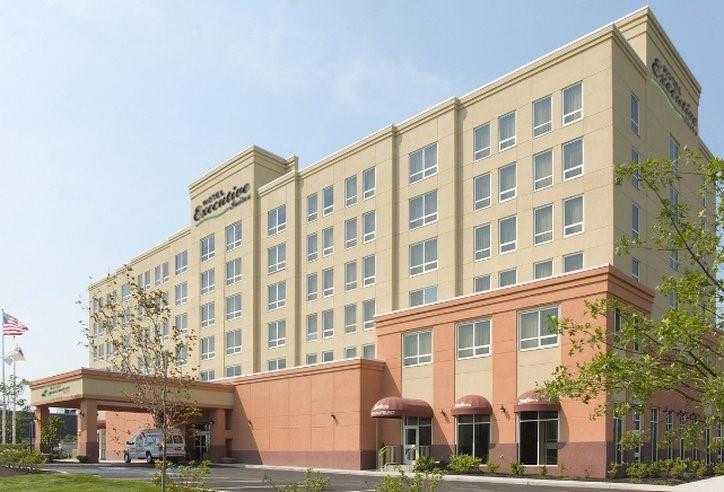 Executive Carteret