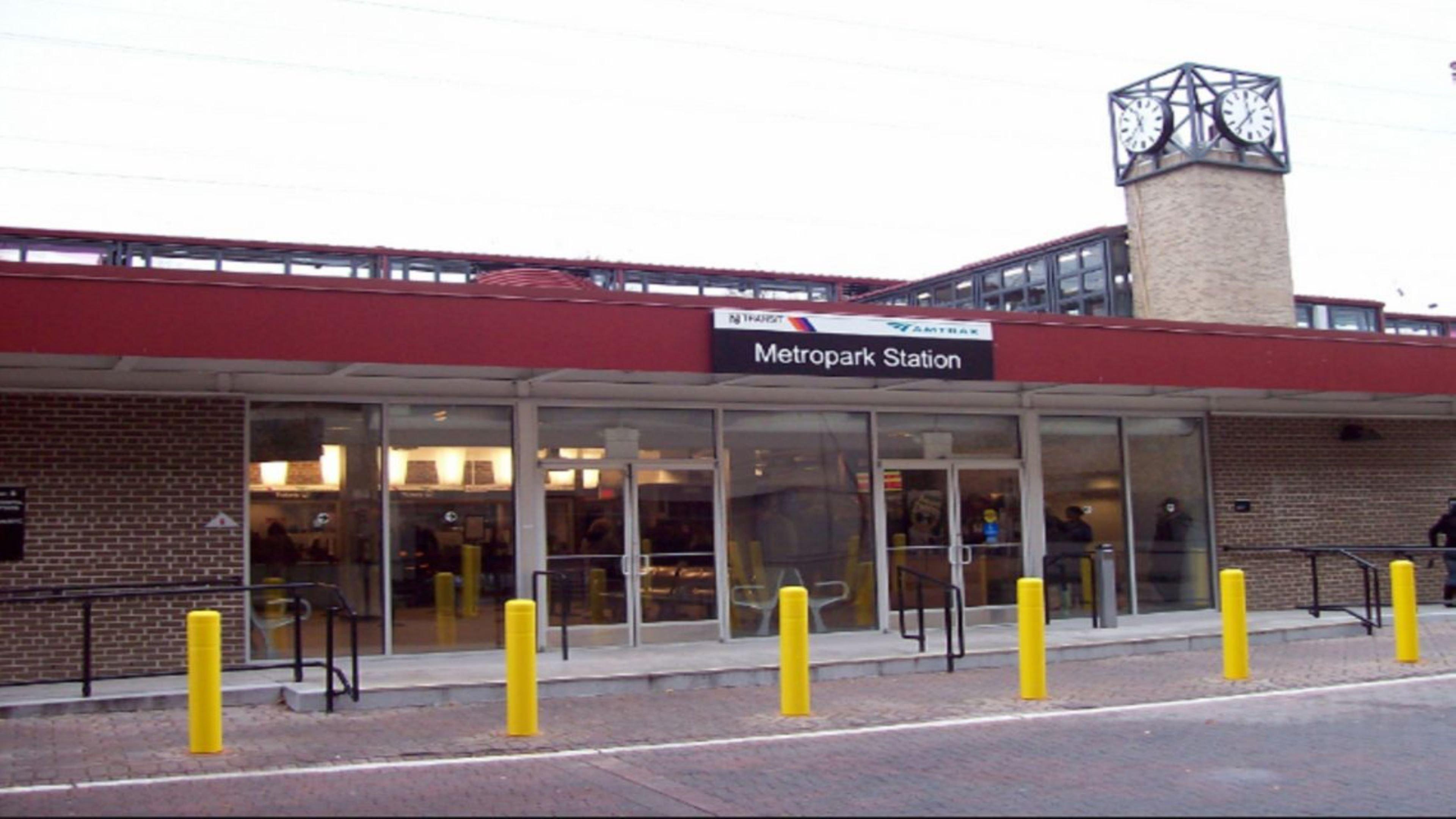 Express Woodbridge By Ihg Hotel Avenel