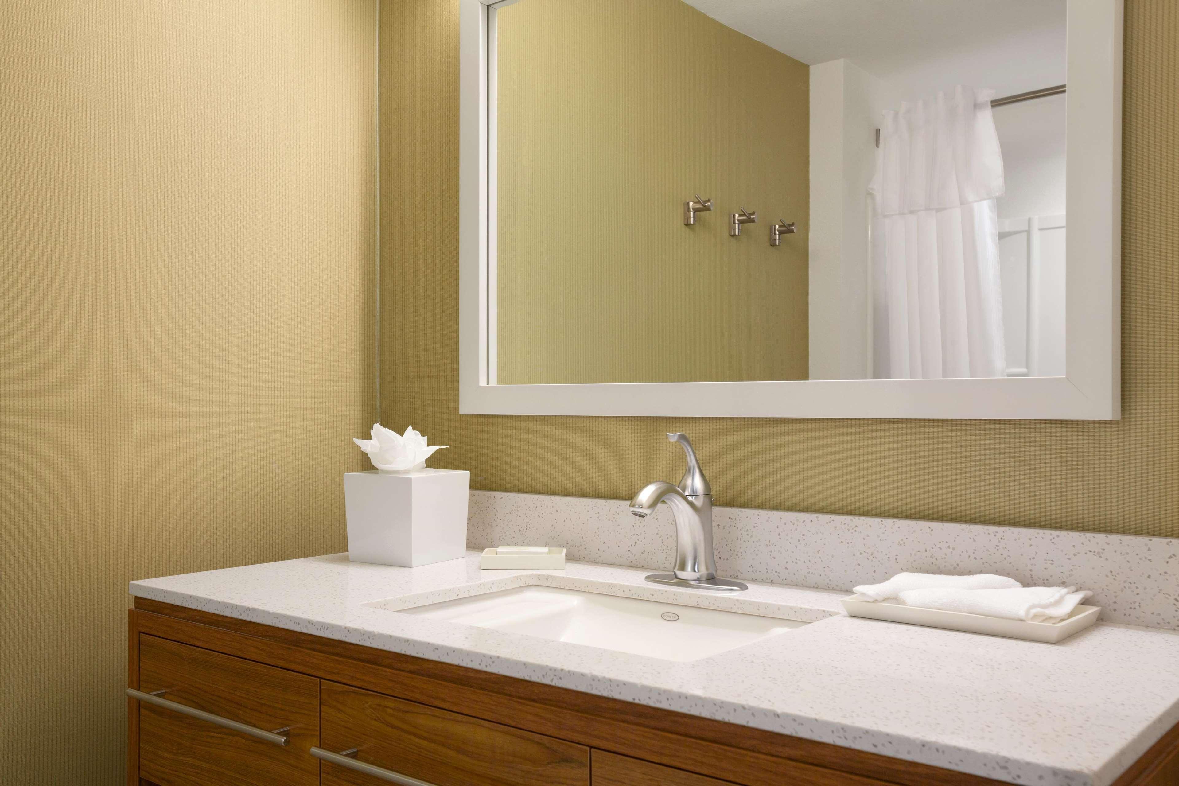 Home2 By Hilton Hotel Rahway
