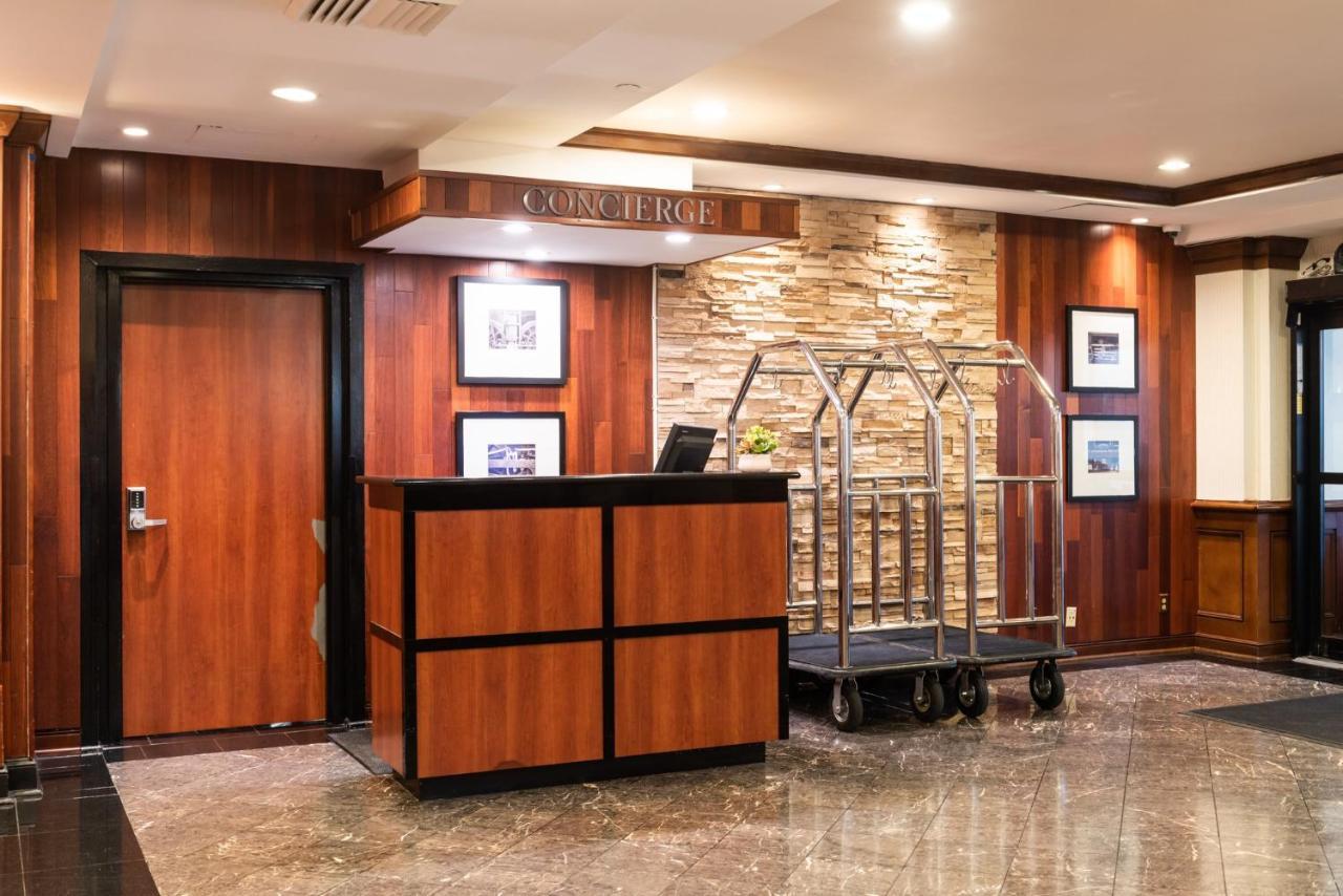 Hotel Crowne Plaza Newark Airport By Ihg 4*