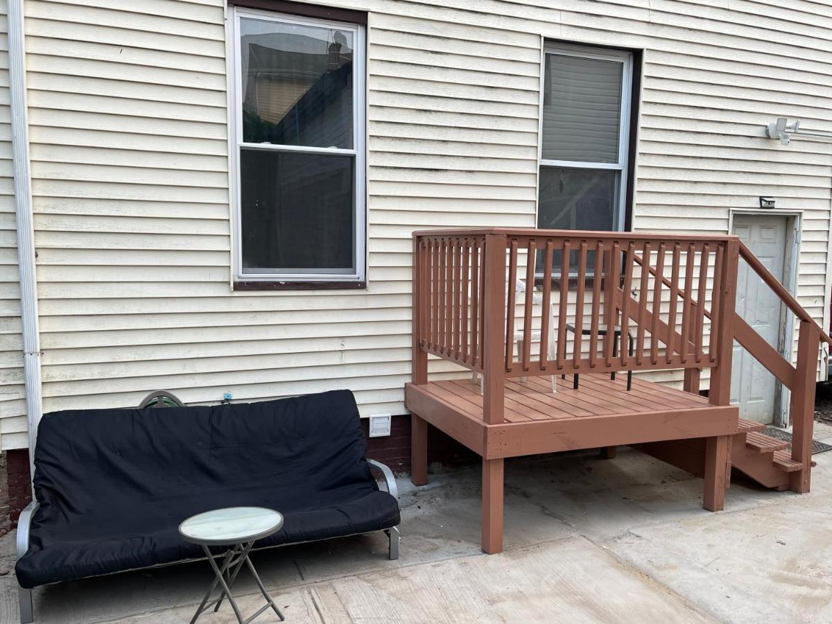 2 Bedroom Near Airport Apartamento