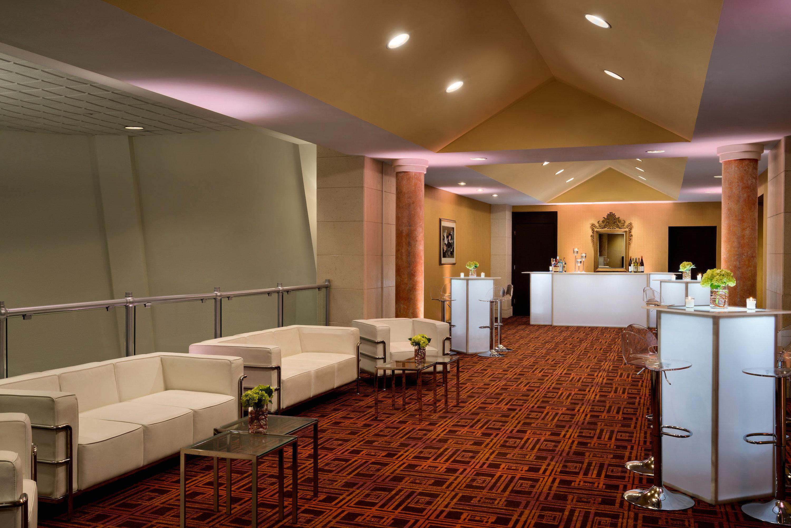 Crowne Plaza By Ihg Hotel 4*