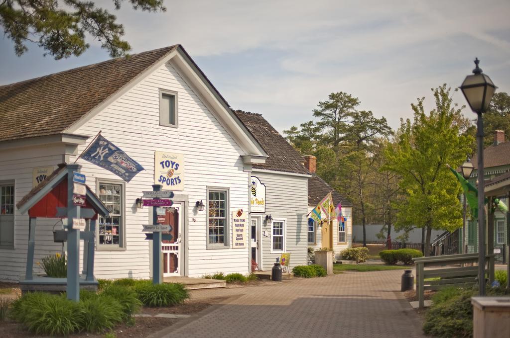 Colonial Bed & Breakfast