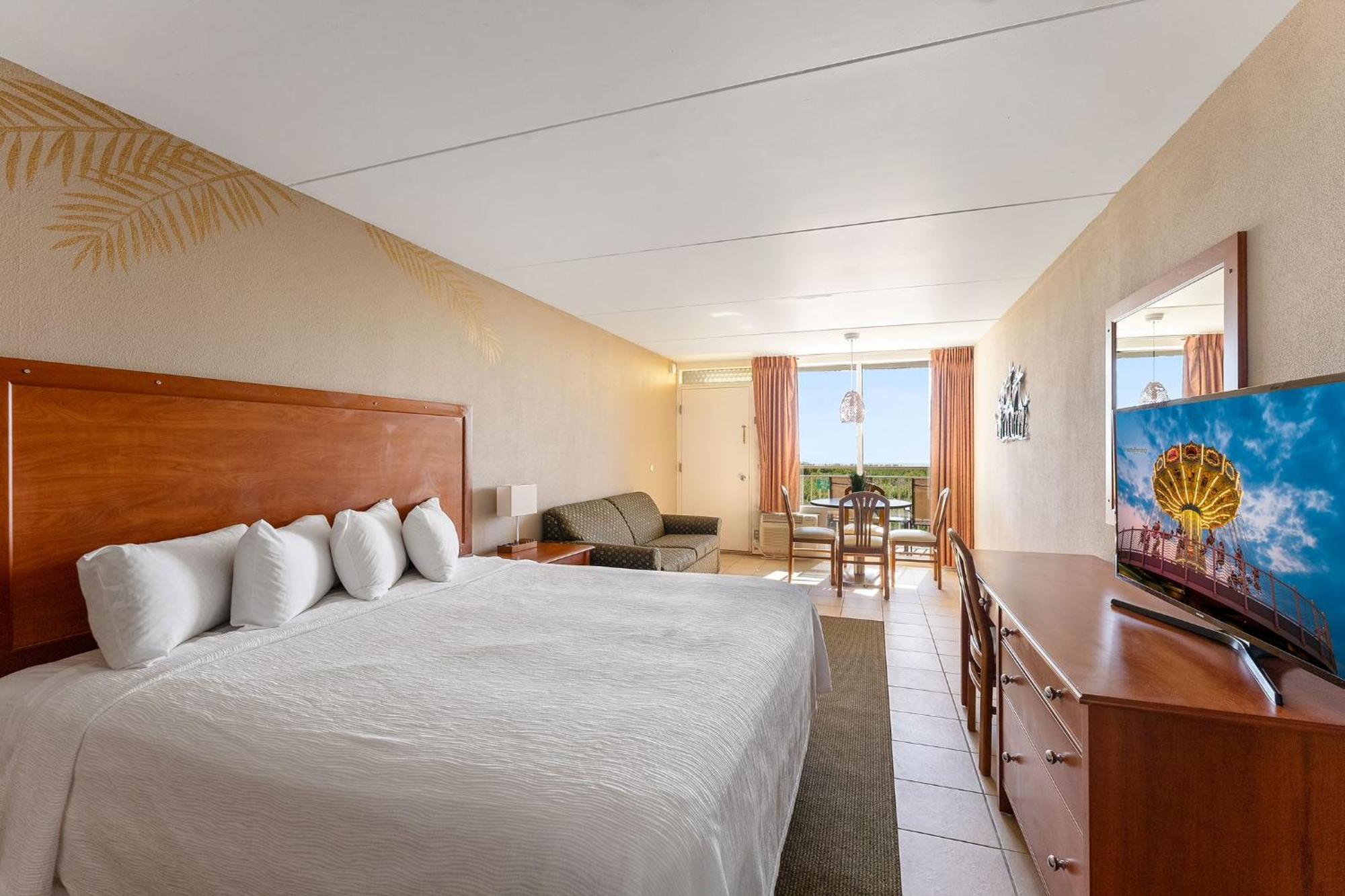 Waikiki Oceanfront Motel