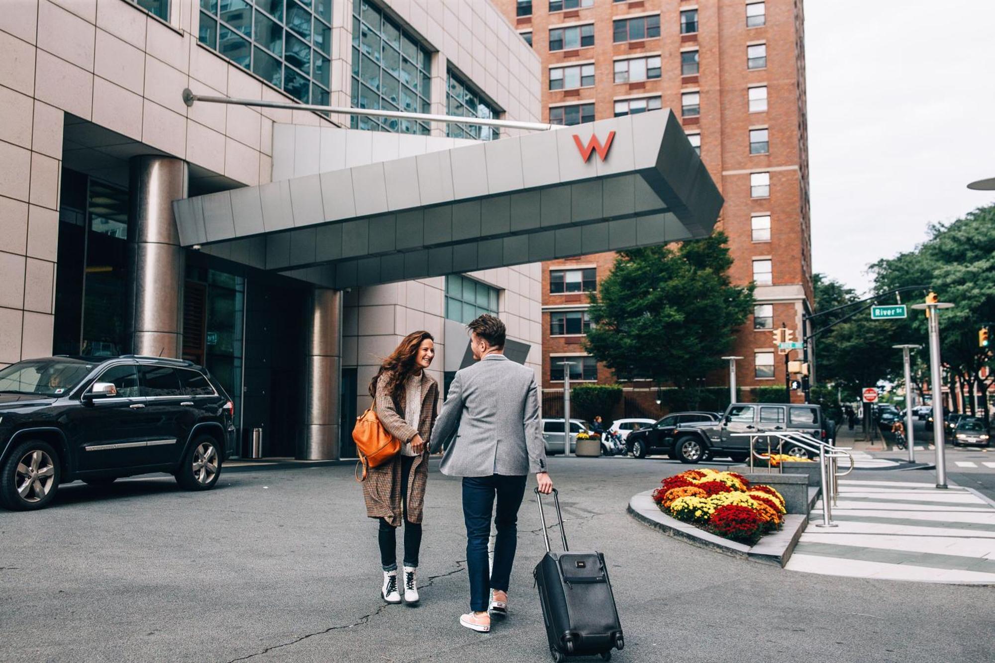 Hotel W 4*