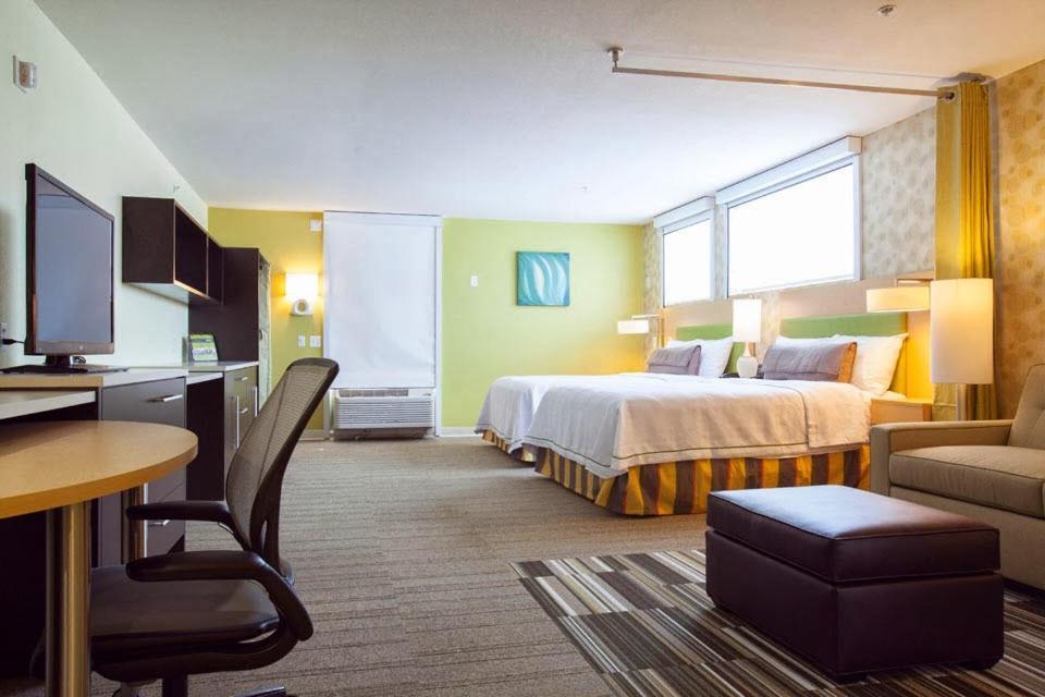Hotel Home2 By Hilton
