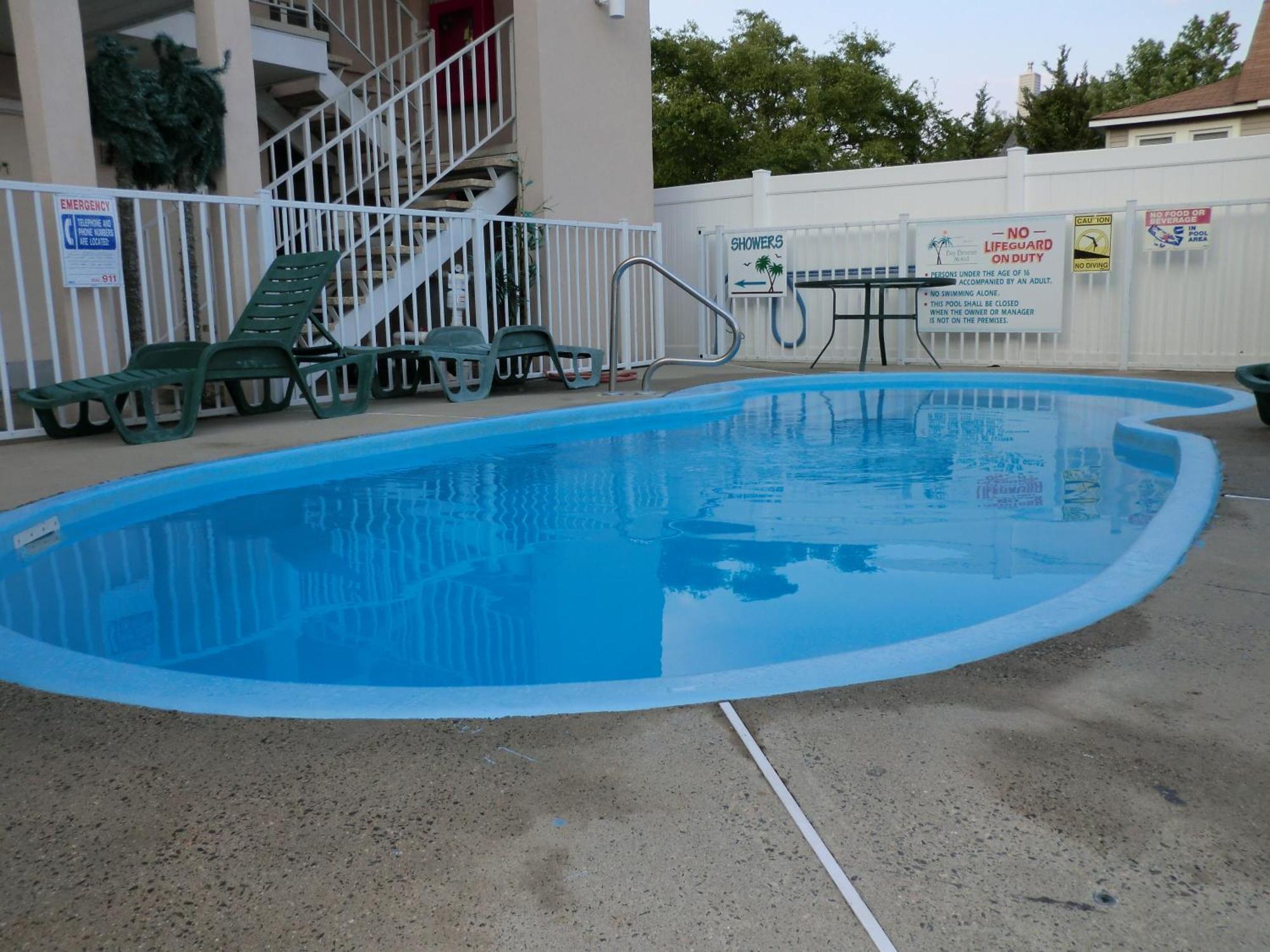 Motel Bay Breeze 2*