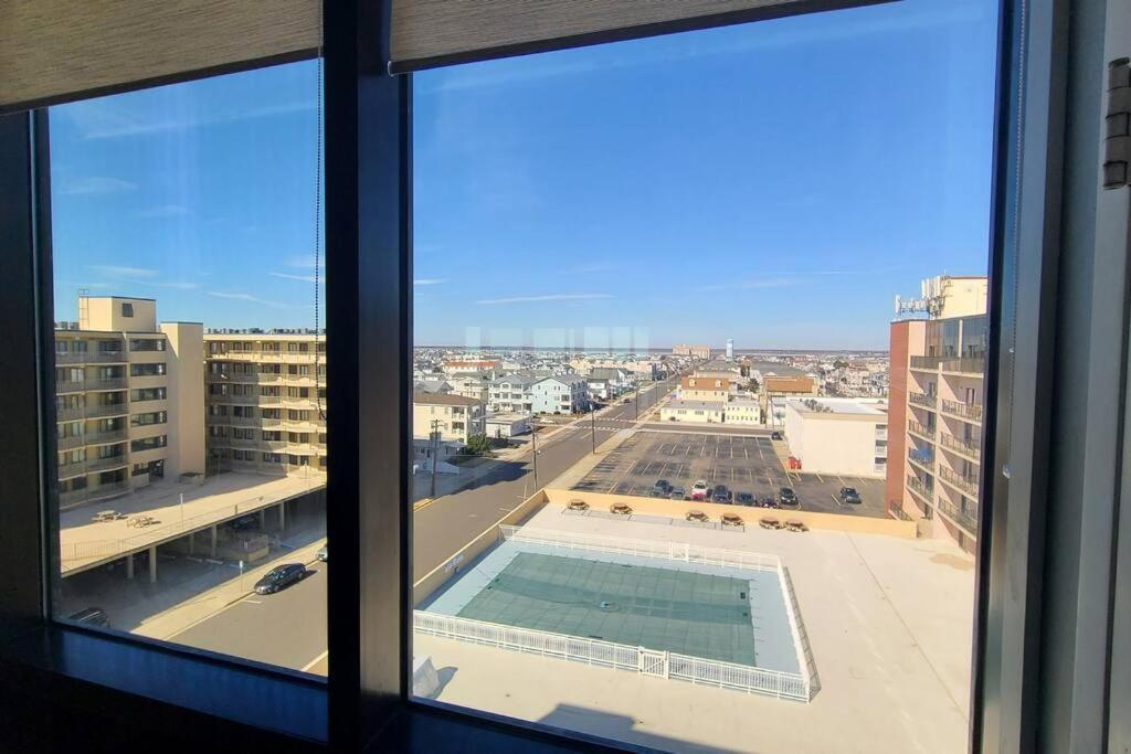Stunning Ocean-front Penthouse 1800sf 3br 2ba 7bed At Regency Tower Holiday home *