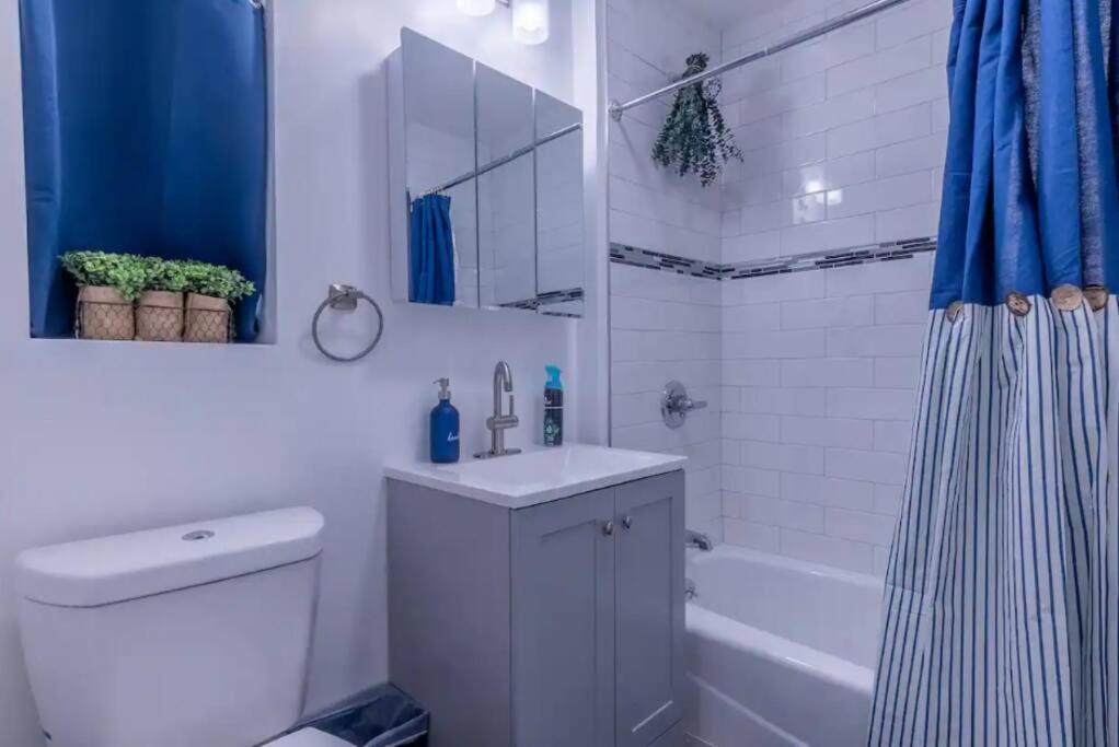 2 Deep Apts By American Dream, Sleeps 8 Hasbrouck Heights
