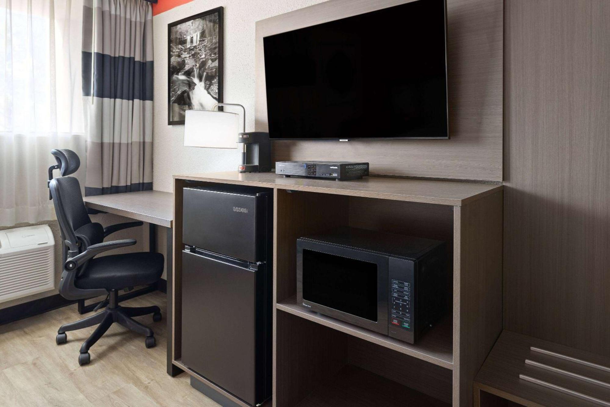 Ramada By Wyndham