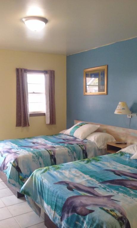 Coral Sands Motel