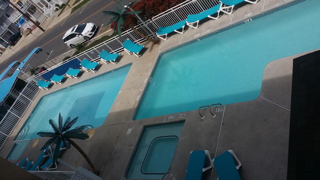 Surf Song Hotel