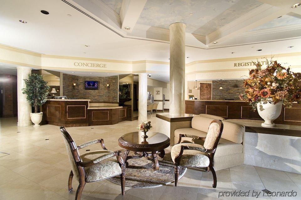 Hotel Crowne Plaza By Ihg 4*