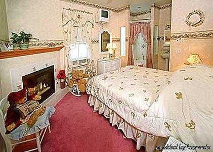 Bed & Breakfast The At The Shore