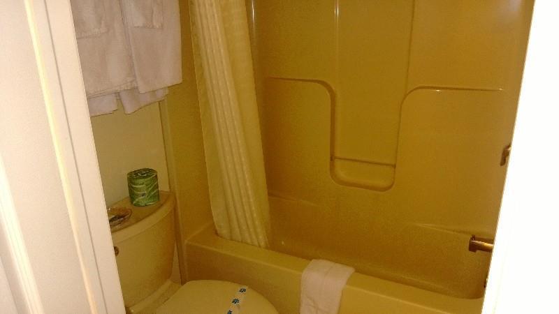 Passport - Motel 2*