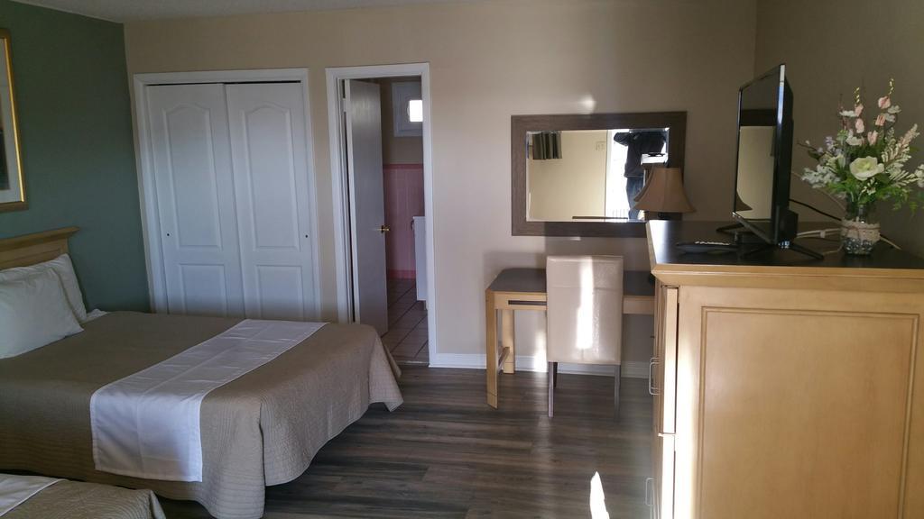 Point Pleasant Manor