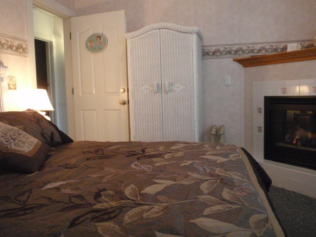 The At The Shore Bed & Breakfast