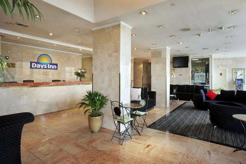 Ramada By Wyndham 3*