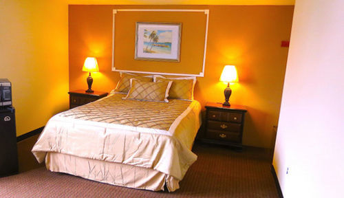 Buoy 16 By The Motel 3*