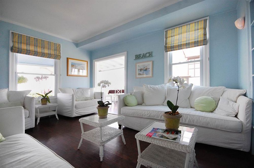 Grand Victorian Spring Hotel 3*