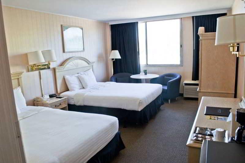 Ramada By Wyndham 3* North Bergen