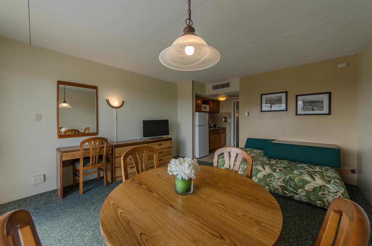 Motel Attache 2*