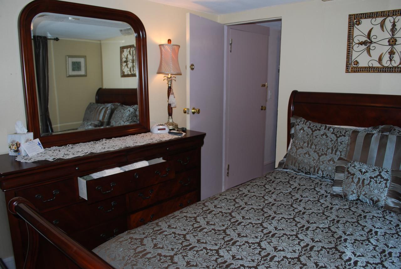 The Island Guest House Bed And Breakfast Acomodação com café da manhã  Beach Haven