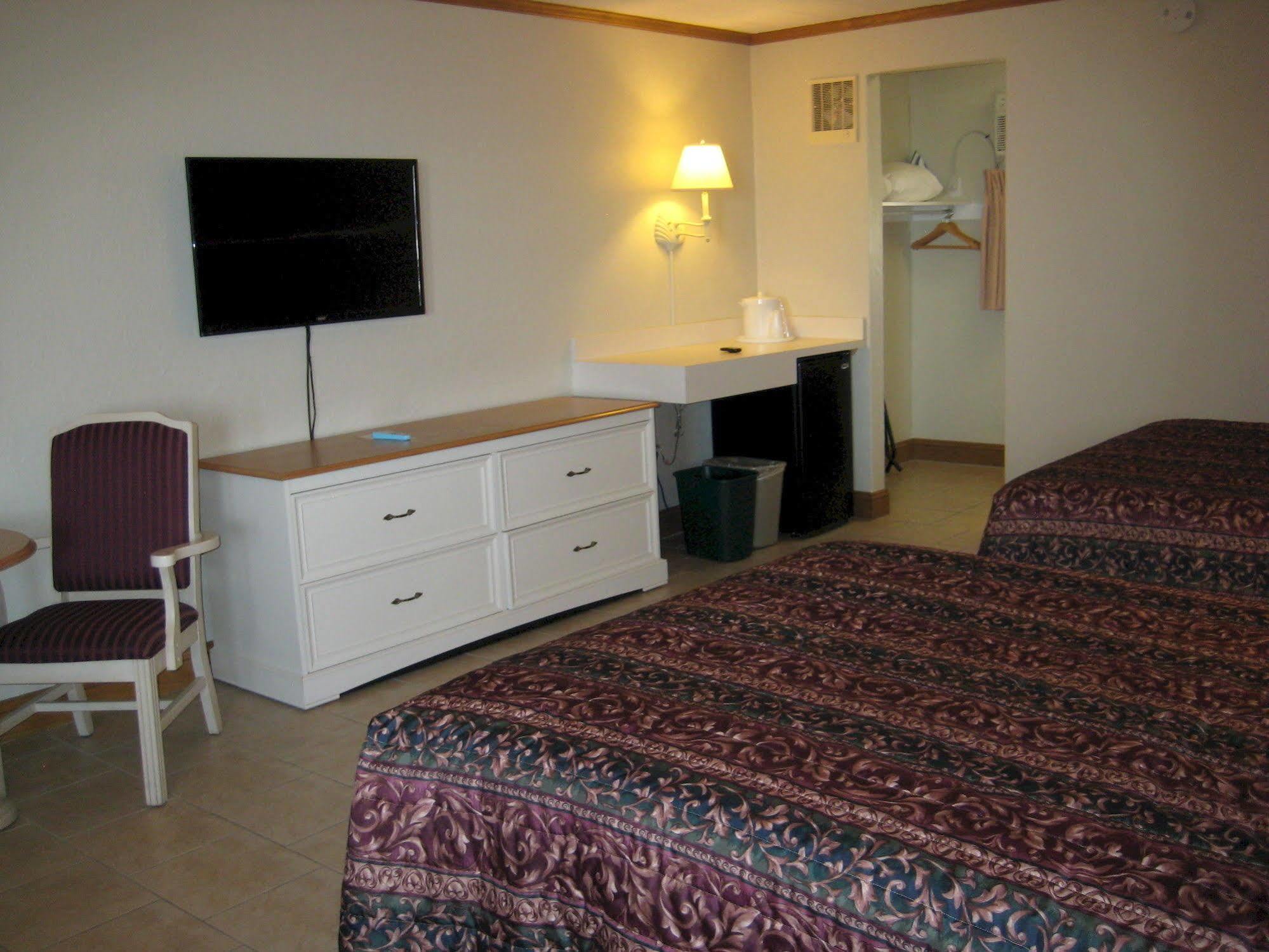 Avondale By The Sea Hotel